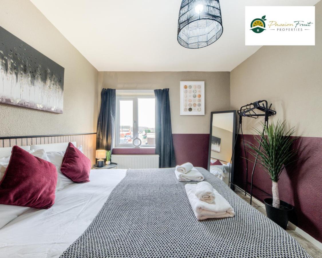 3 Bedroom House With 5 Beds House By Passionfruit Properties Near Coventry City Centre - Bcc Eksteriør billede